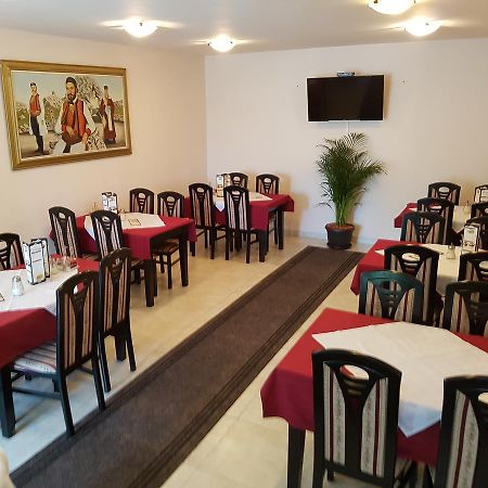 Hotel Vila Prestige Budva Exterior foto