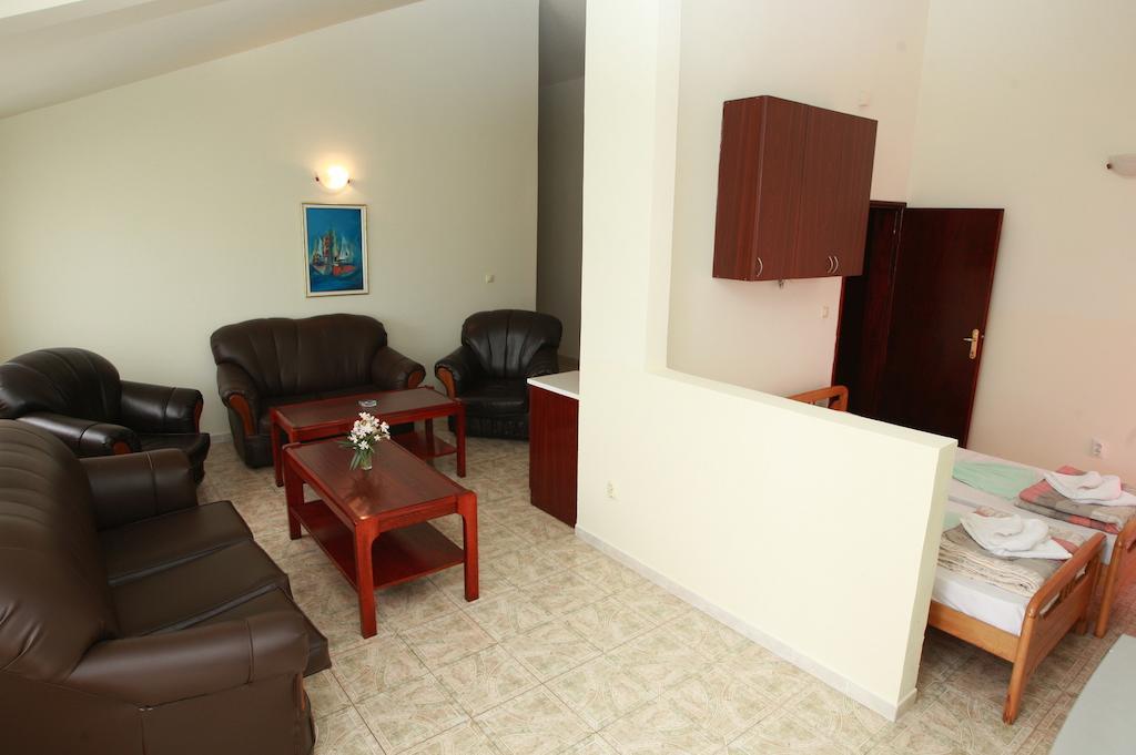 Hotel Vila Prestige Budva Quarto foto