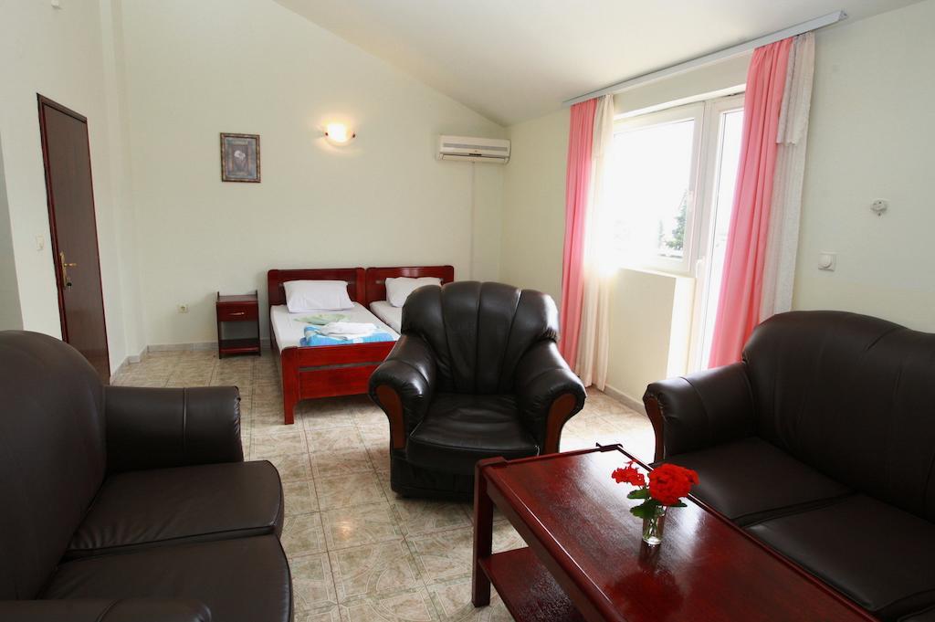 Hotel Vila Prestige Budva Quarto foto
