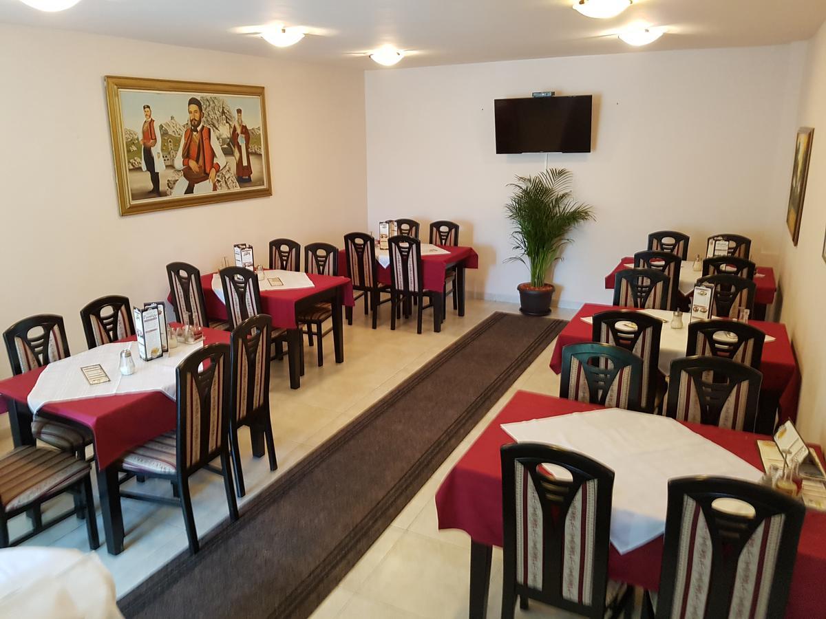 Hotel Vila Prestige Budva Exterior foto